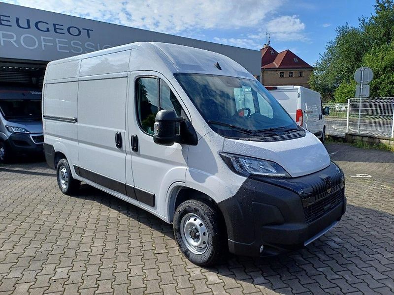 Peugeot Boxer (2026) Furgon 3300 L2H2 BlueHDi 140k  - fotka 6 z 16