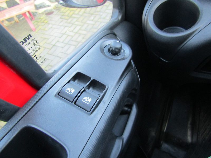 Iveco Daily (2024) 3.0 JTD  50C/35 - fotka 14 z 16