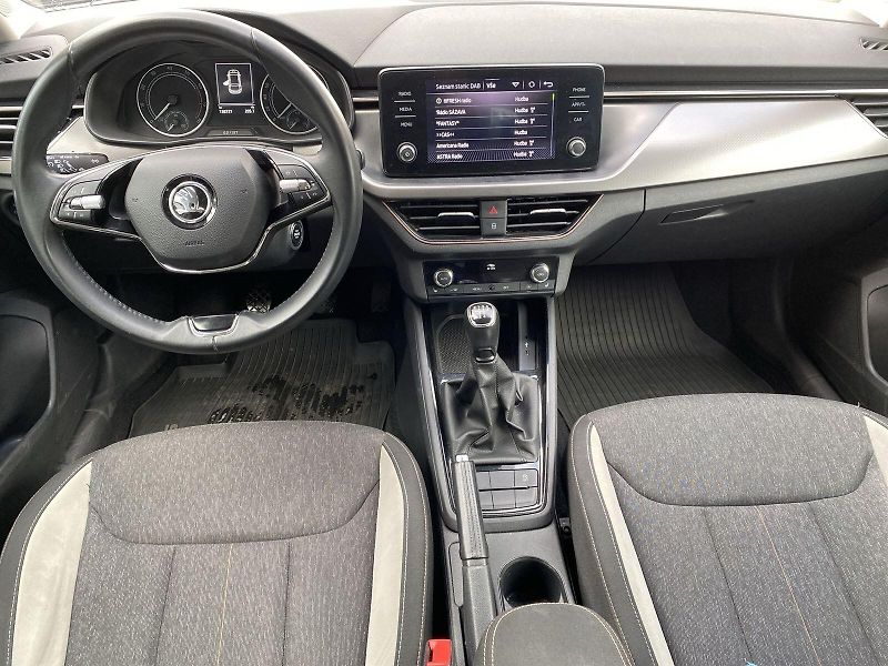Škoda Scala (2023) 1.0 TSI Style - fotka 5 z 34