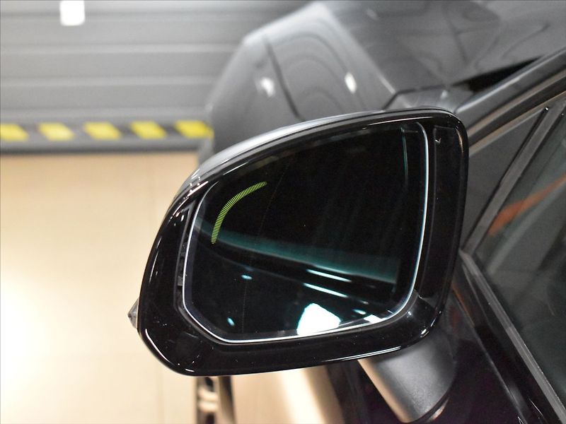 Volvo XC90 2,0 T8 AWD Ultra B&W,Vzduch, - fotka 33 z 35
