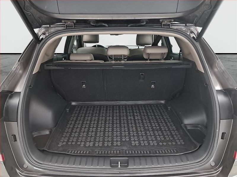 Hyundai Tucson (2019) Style 1.6 T-GDI - fotka 14 z 25