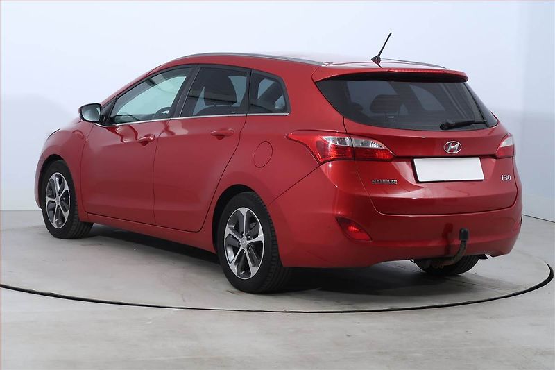 Hyundai i30 (2016) 1.6 MPI, Tempomat - fotka 4 z 18