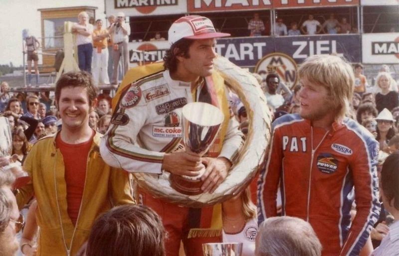 Giacomo Agostini je stále králem mezi závodníky silničních motocyklů. Na svém kontě má úctyhodných patnáct titulů mistra světa, které dosposud nikdo nepřekonal.