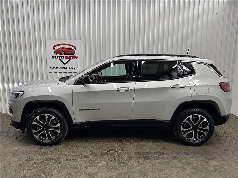Jeep Compass 1.3 T4 4xE HYBRID LIMITED DPH - fotka 4 z 43
