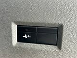 Volkswagen Caravelle (2025) 2.0 TDI 8AUT 4MOTION Style DR - náhled 29