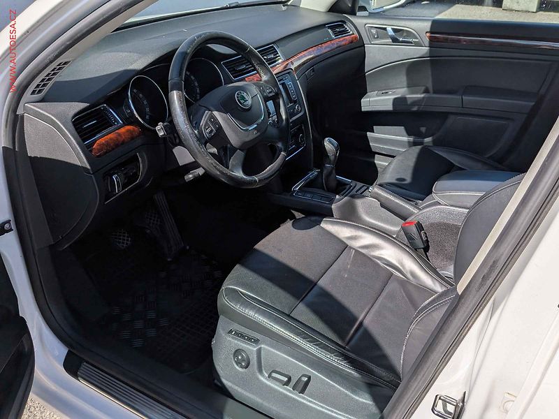 Škoda Superb (2011) 2.0 TDi 4x4, ČR, Navi, bixen - fotka 9 z 16