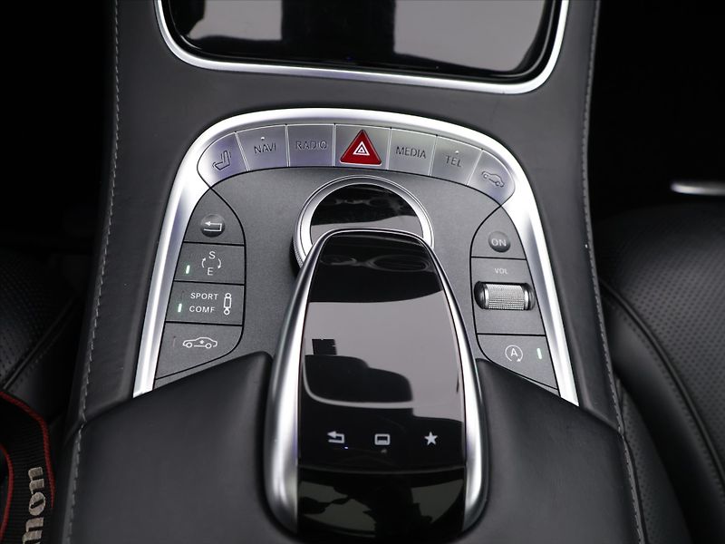 Mercedes-Benz Třídy S 4,7 500 Maybach 4M 335kW CZ DP - fotka 26 z 35