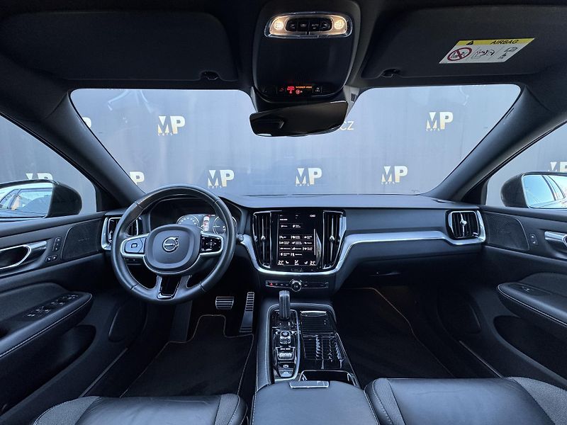 Volvo V60 (2020) 2,0 T8 4X4, Recharge, Polestar - fotka 14 z 47