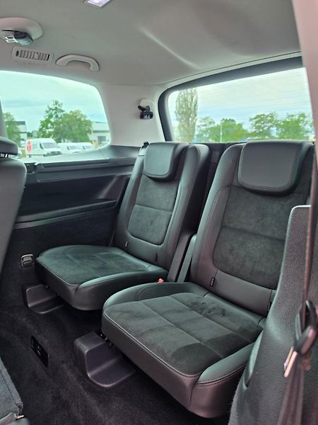 Volkswagen Sharan 2.0TDI DSG 4x4 7-M Webasto TZ - fotka 26 z 33