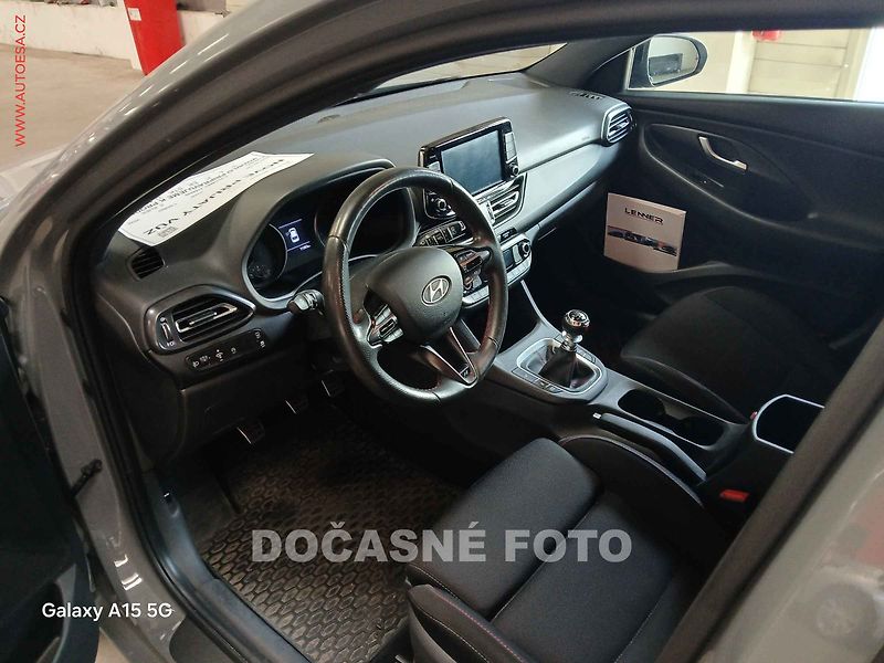 Hyundai i30 (2022) 1.6CRDi, 2.maj,ČR, LED - fotka 3 z 3