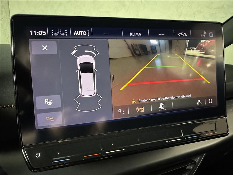 Cupra Born 150kW LED Tepelko Kamera - fotka 27 z 48