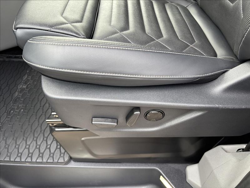 Ford Tourneo Custom 2,0 125kW Titanium X AWD L1 - fotka 24 z 47