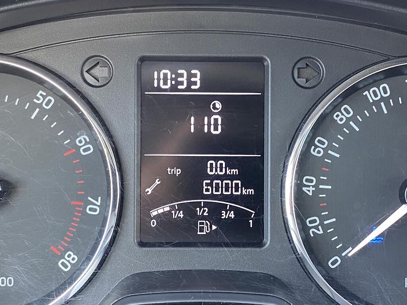 Škoda Rapid 1.2 TSI 63 kW Ambition - fotka 10 z 23