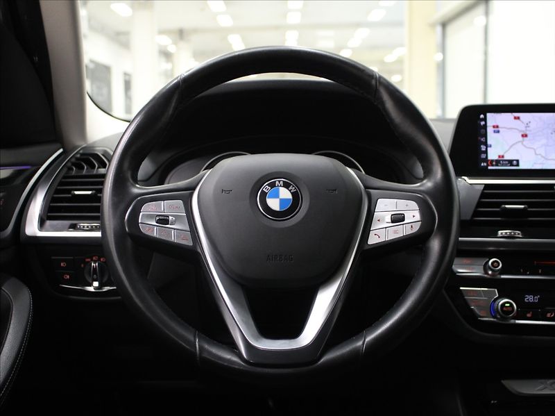 BMW X3 2,0 20xd 1.maj.ČR Výprodej! - fotka 9 z 25