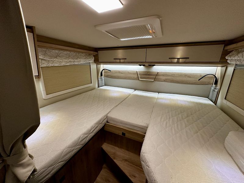 Eura Mobil Ostatní RS 695 EB-DPH-KLIMA-1.MAJ-ČR- - fotka 20 z 27