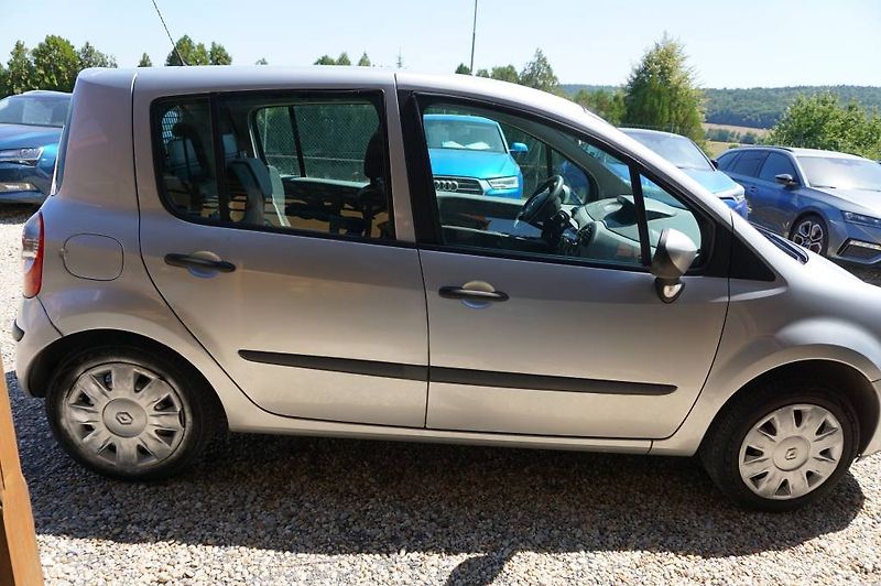 Renault Modus (2006) 1,2 1MAJ NOVÉ V ČR - fotka 21 z 25