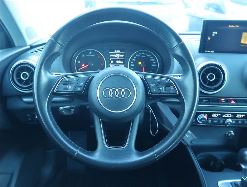 Audi A3 (2016) Ambition 1.6 TDI, Automat - fotka 15 z 16