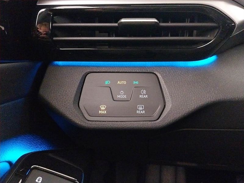 Volkswagen ID.4 (2022) Pure Perf. (55 kWh) - fotka 16 z 22