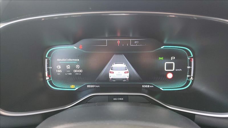 Citroën C5 Aircross 1,5   Feel BHDi EAT8 ČR - fotka 18 z 19