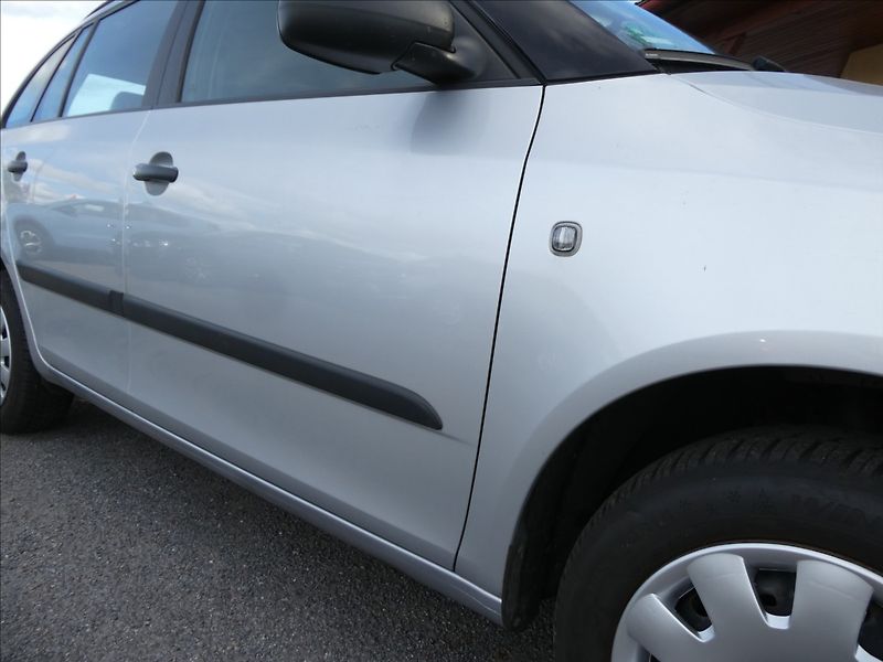 Škoda Fabia 1,4 16V 63kW závěs, serviska - fotka 12 z 41