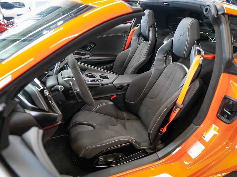 Chevrolet Corvette (2026) 6.2 Stingray 3LT Z51 Facelift - fotka 17 z 43