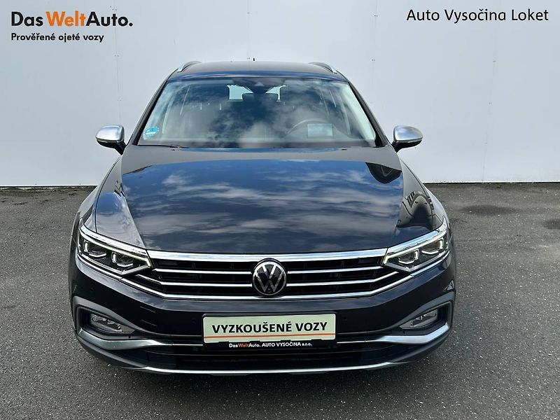 Volkswagen Passat (2022) 2.0 TDI 147kW Head Up Matrix - fotka 4 z 30