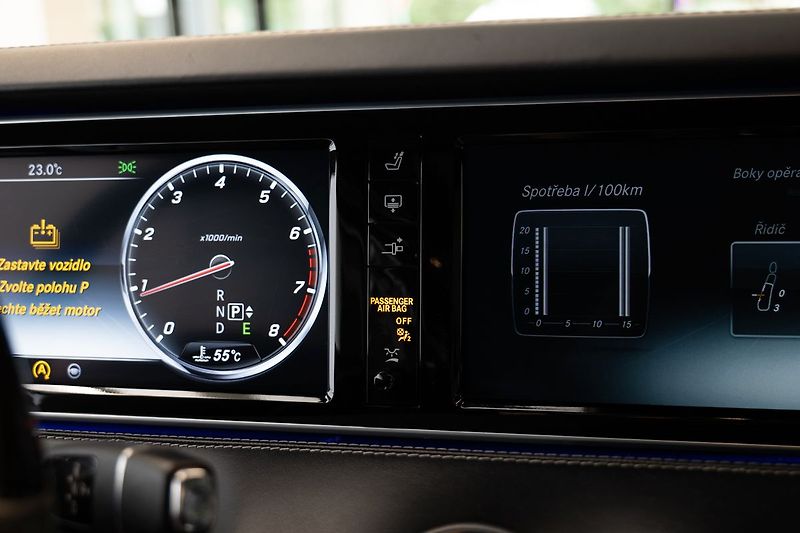 Mercedes-Benz Třídy S 500 Coupé 4MATIC - fotka 14 z 25