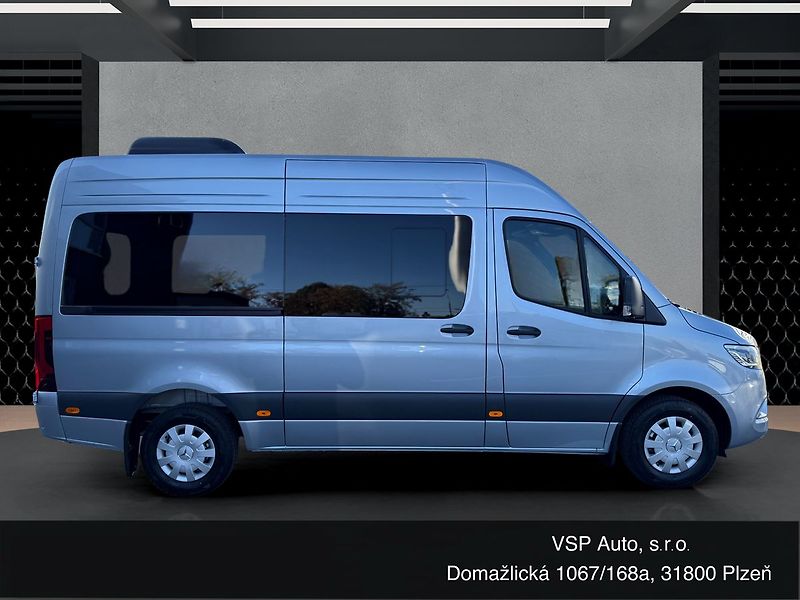 Mercedes-Benz Sprinter (2026) Select TOURER 4x2 8 míst autom - fotka 3 z 18