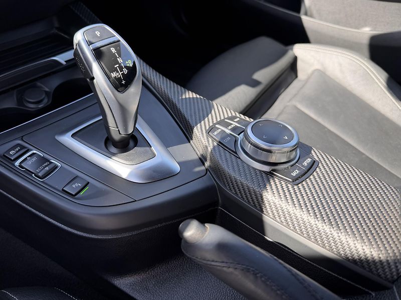 BMW Řada 2 (2020) M240i 250 kW xDrive  - fotka 18 z 22