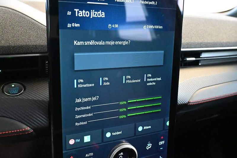 Ford Mustang Mach-E (2022) AWD Matrix LED iACC PREMIUM BO - fotka 21 z 41