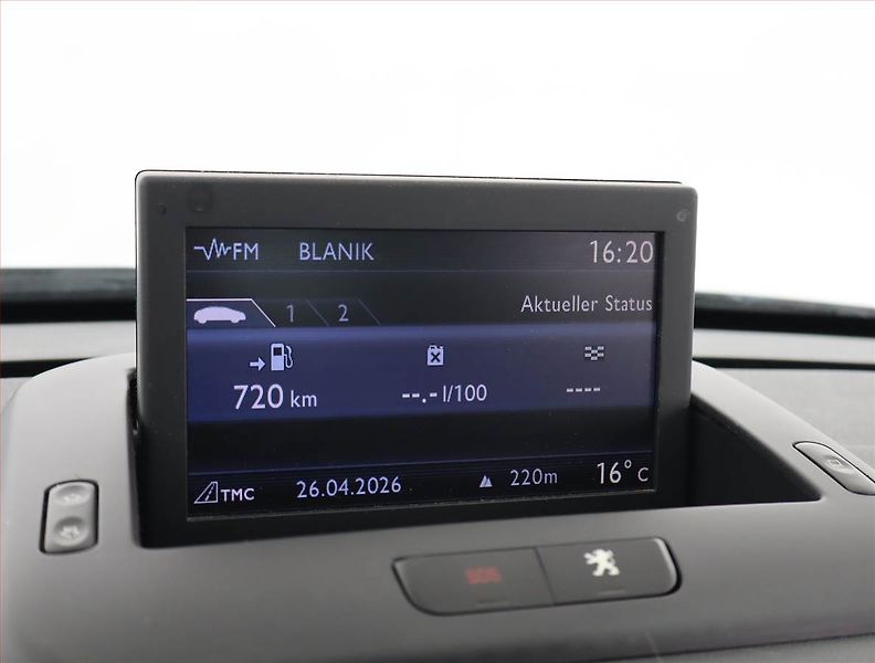 Peugeot 5008 (2012) Allure 1.6 HDi, Navi, Tempomat - fotka 20 z 22