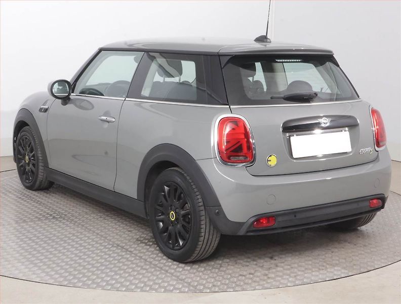 Mini Ostatní (2022) Cooper SE 32 kWh, SoH 97% - fotka 4 z 18