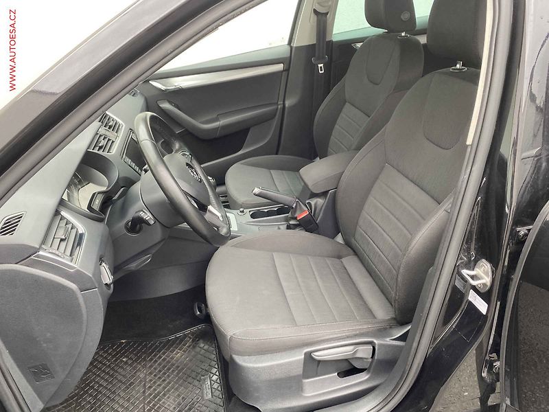 Škoda Octavia (2016) 1.6TDi, Style, bixen, navi - fotka 9 z 18