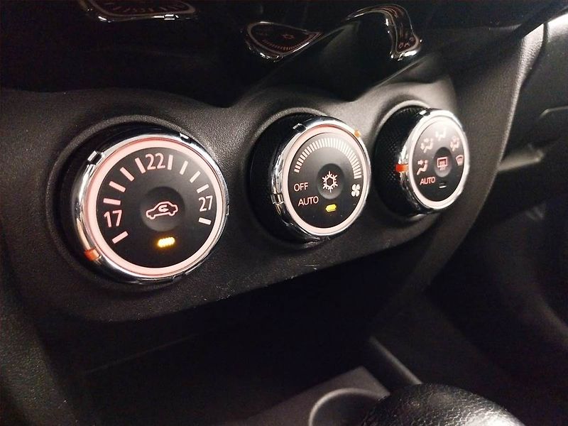 Mitsubishi ASX (2016) 2.2 DI-D, 4X4, Automat - fotka 22 z 25