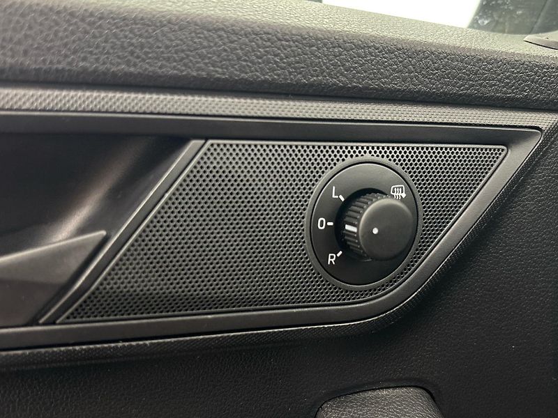Škoda Fabia Active - fotka 22 z 27