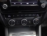 Škoda Octavia (2016) Style 2.0 TDI, Automat - náhled 13