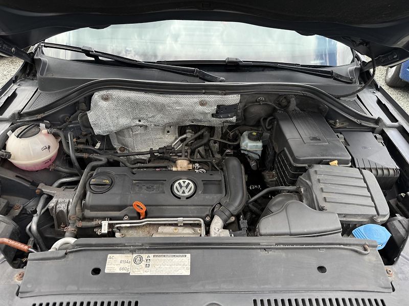 Volkswagen Tiguan 1.4 TSI DIGIKLIMA - fotka 13 z 13