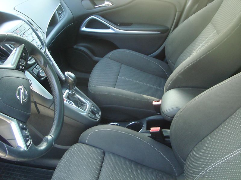Opel Zafira (2015) Tourer 1,6 - fotka 11 z 16