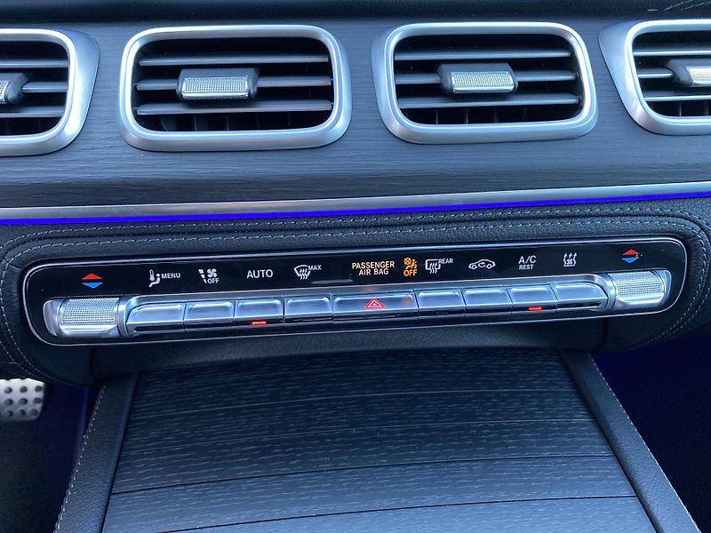 Mercedes-Benz GLE GLE 400e 4MATIC kupé AMG - fotka 26 z 28