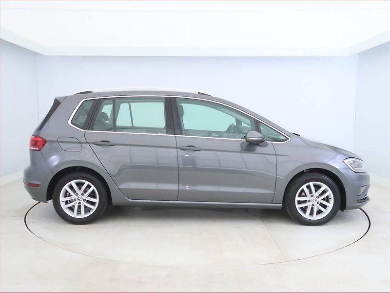 Volkswagen Golf Sportsvan (2018) Highline 1.5 TSI - fotka 6 z 18