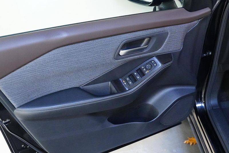 Nissan X-Trail - fotka 12 z 29
