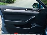 Volkswagen Passat 2.0TDI AUTOMAT VÝHŘEV SERVISKA - náhled 31