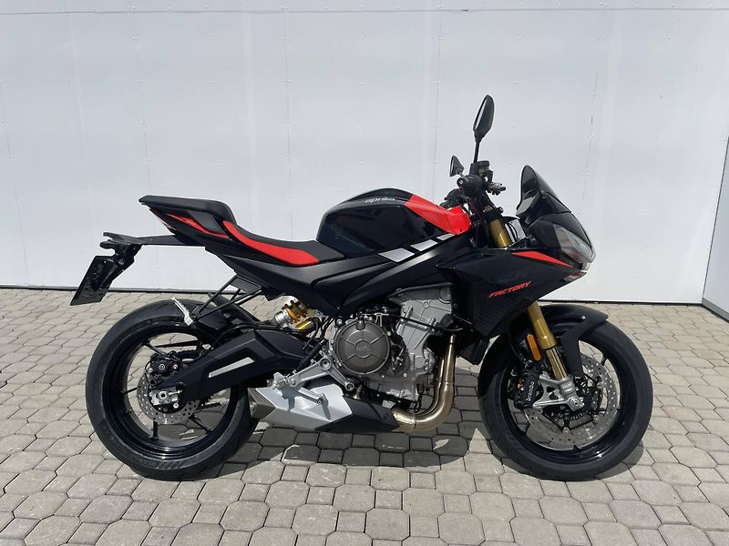 Aprilia (2025) Tuono 660 Factory EU5+ - fotka 2 z 12