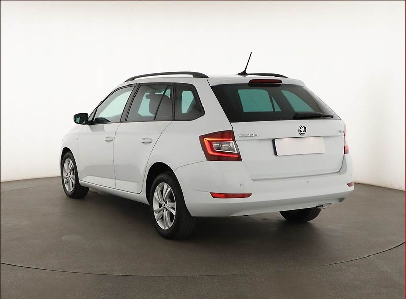 Škoda Fabia (2019) 1.0 TSI, Serv.kniha, Navi - fotka 4 z 17