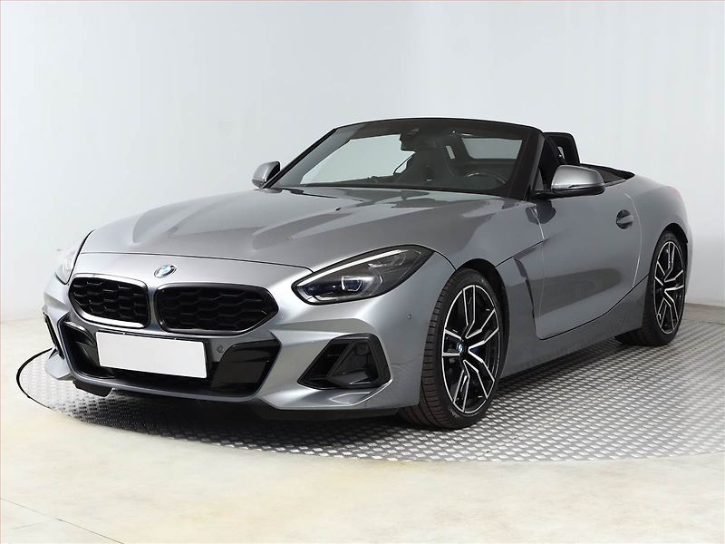 BMW Z4 (2024) M40i - fotka 2 z 17