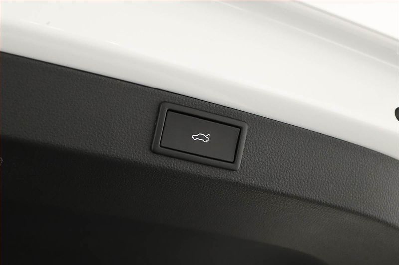 Škoda Karoq (2025) 1.5 TSI, Top Selection, ACC - fotka 19 z 19