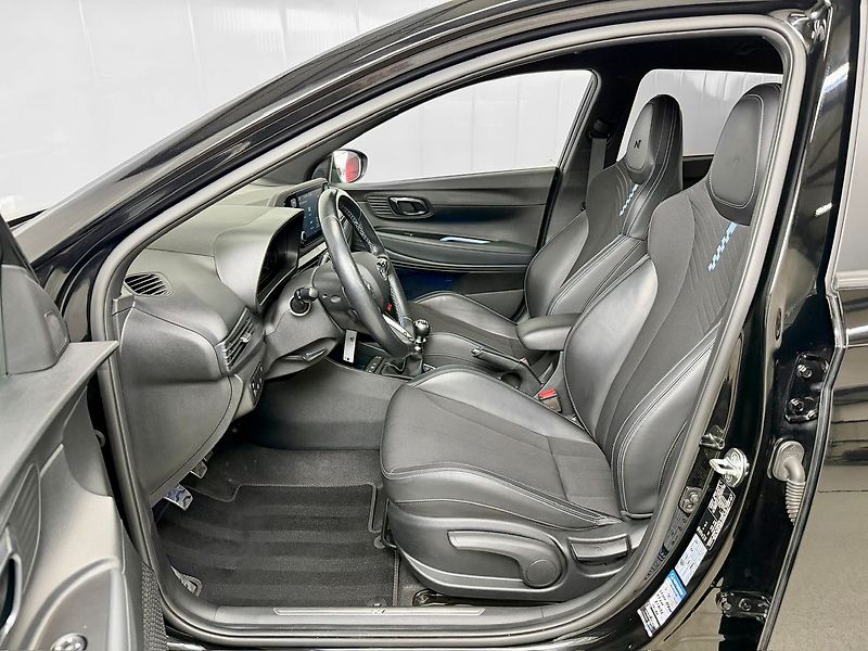 Hyundai i20 N 1.6 T-GDI PHANTOM BLACK, LED - fotka 9 z 25