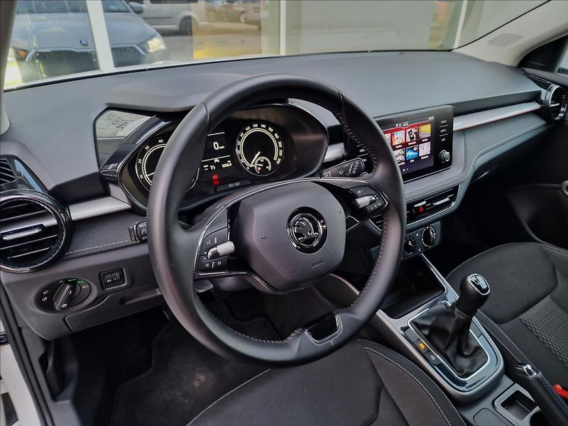 Škoda Fabia 1.0 TSI 81kw Style,ČR,1.Maj. - fotka 20 z 50