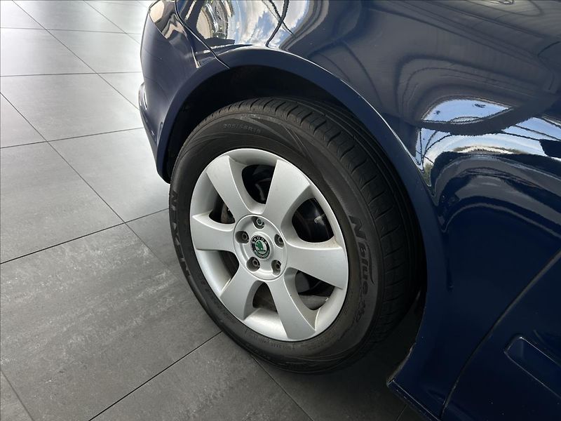 Škoda Octavia 1,6   MPI,LPG,KŮŽE - fotka 24 z 24