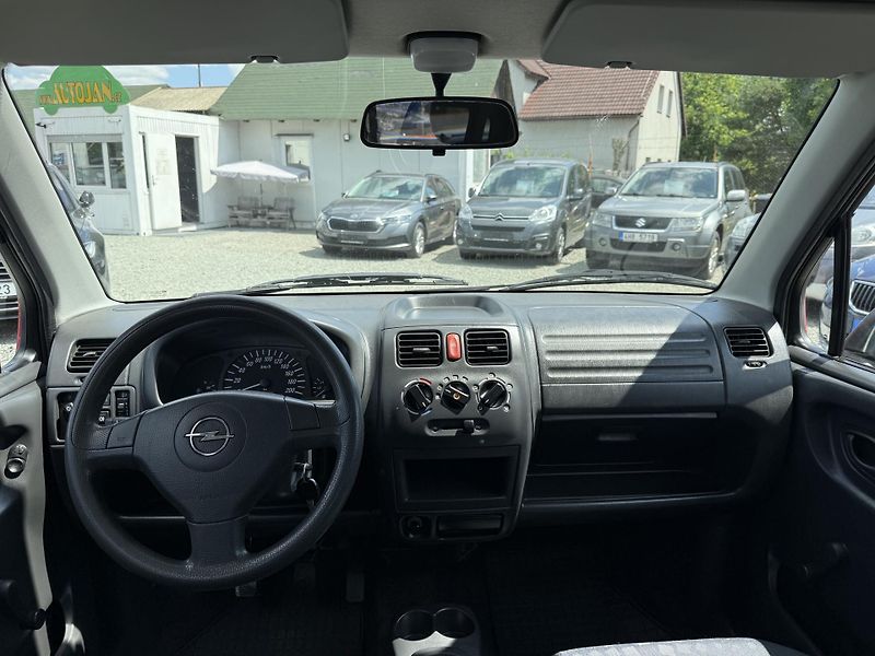 Opel Agila 1.0i - fotka 7 z 13